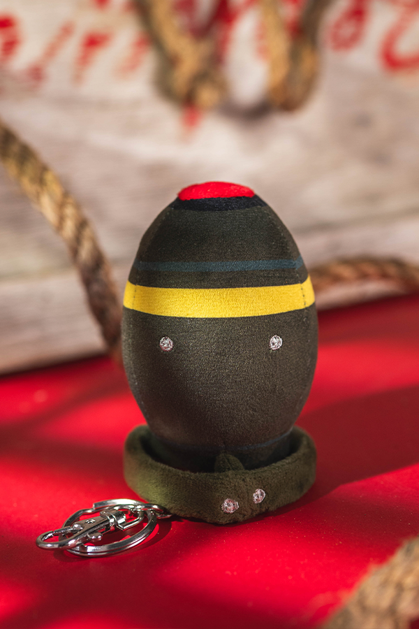 Fallout Mini Nuke Keychain Companion - Image 6